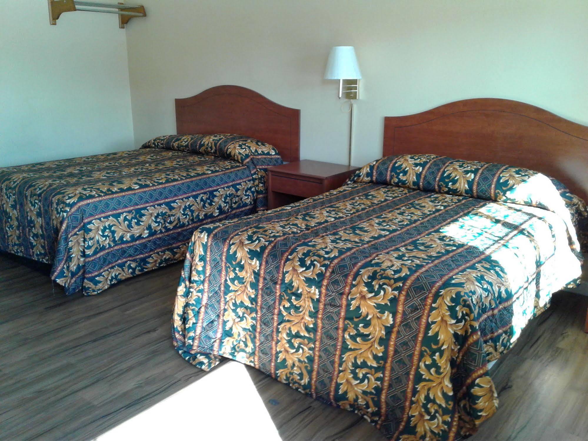 Desert Inn Motel Corona Ngoại thất bức ảnh